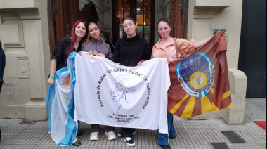 Alumnas de la Escuela de Ballet Gloria Kazda obtuvieron doble medalla de oro en certamen mundial
