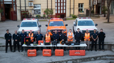 Bomberos especializados de Santa Fe colaboran en la búsqueda y rescate de la pareja desaparecida en Chubut