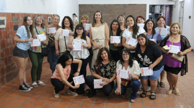 El taller de Cerámica cerró el año con una muestra abierta al público