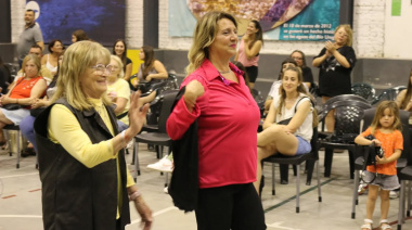 Gran Desfile del Taller de “Corte y Confección” para cerrar el 2025