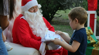 Este jueves Papá Noel llega al Bulevar para recibir cartas y sacarse fotos con los chicos