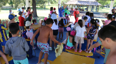 Los Reyes Magos visitaron la Escuela de Verano