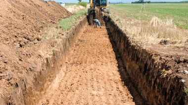 Provincia avanza con la obra del canal aliviador del Arroyo Pavón