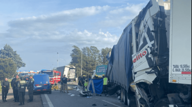 Choque fatal en la autopista: Una persona murió y otras cuatro están heridas