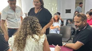 Otras 11 familias del Barrio Asunción más cerca de escriturar sus viviendas