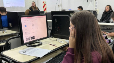 Extienden hasta el 24 de marzo la preinscripción para la secundaria virtual en Santa Fe