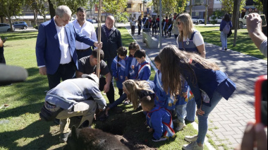 Día de la Memoria: En Arroyo Seco plantaron árboles para no olvidar el horror de la dictadura