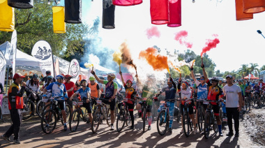 Ciclistas de todo el país participaron del 2° Encuentro de Cicloturismo en el Salto del Pavón