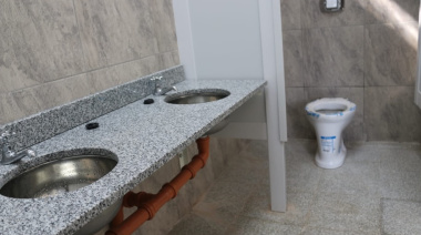 La nueva sala del jardín Lucecitas del Paraná ya tiene baño