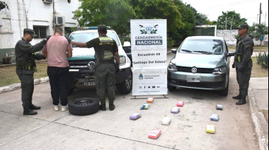 Un auto que se dirigía a Arroyo Seco fue detenido con más de 11 kilos de cocaína