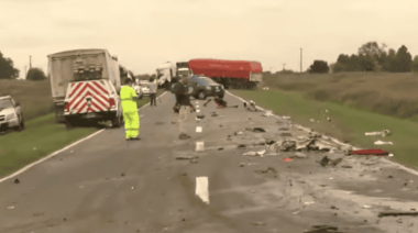 Dos camiones chocaron de frente en la Ruta 14
