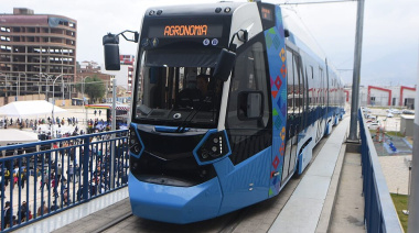 Provincia avanza en la planificación del tren metropolitano que llegaría hasta Arroyo Seco