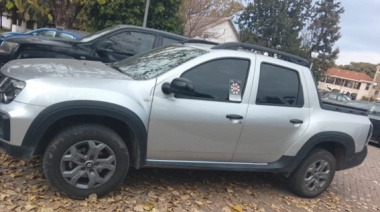 Lince identificó una camioneta asociada a diversos escruches: Hay dos detenidos