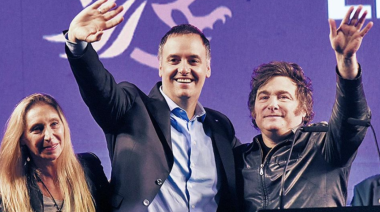 Milei vuelve a Rosario por el Día de la Bandera acompañado por Manuel Adorni