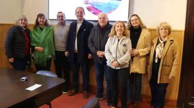 Nueva entrega de FFE a escuelas incorporadas de la ciudad