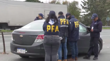 Retuvieron a cinco extranjeros durante el operativo en la Ruta 9