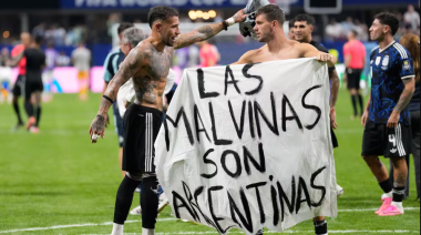 Excombatientes proponen una colecta para pagar la multa por la bandera de Malvinas