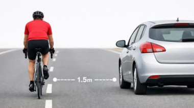 Claudio Tenaglia presentó un proyecto para regular la circulación de bicicletas en la ciudad