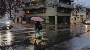 Rige una alerta naranja por tormentas fuertes