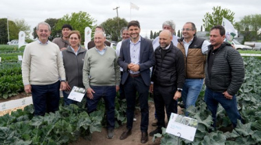 Pullaro en la feria ExpHortar de Arroyo Seco: “Tenemos todo para crecer”