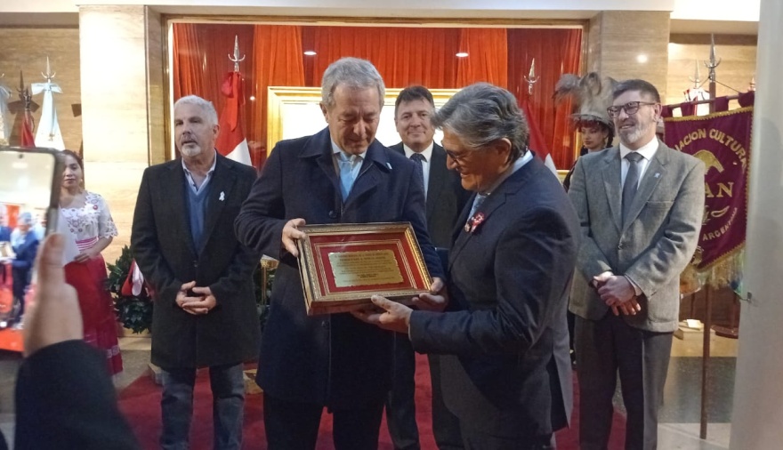 Arroyo Seco acompañó a la República del Perú en el aniversario de su Independencia