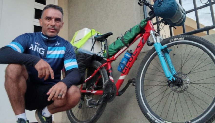 Un arroyense recorrerá 3 mil kilómetros en bicicleta para impulsar la ley del ciclista
