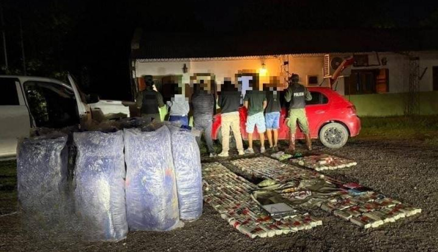 Hallan más de 300 envoltorios y una veintena de bolsas con hojas de coca en Arroyo Seco