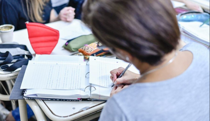 Abren la preinscripción 2026 para completar la secundaria virtual en Santa Fe