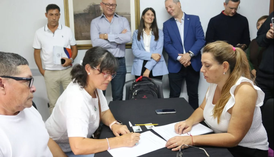 Otras 12 familias de Arroyo Seco lograron escriturar sus viviendas