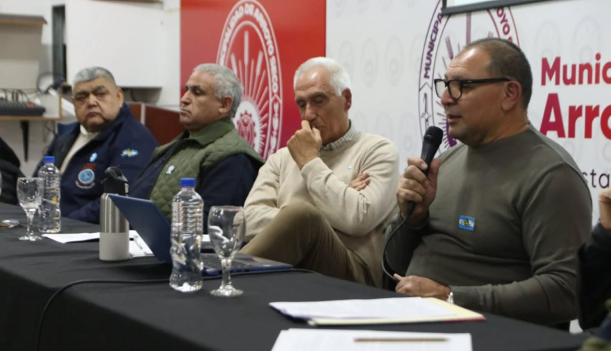 La comunidad acompañó a los veteranos en su relato sobre el Hundimiento del Belgrano
