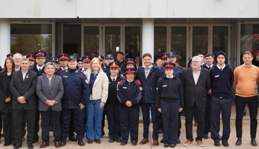 Día del Bombero Voluntario: “Sentimos orgullo por ustedes”