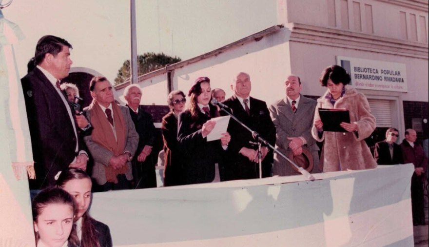 La Biblio celebra 108 años de historia con una muestra fotográfica