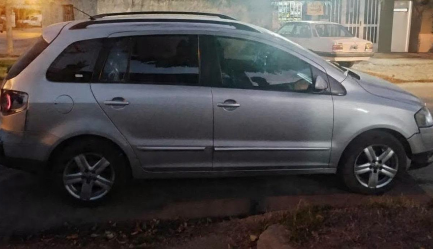 Recuperaron un auto robado y aprehendieron a un joven en Villa Gobernador Gálvez