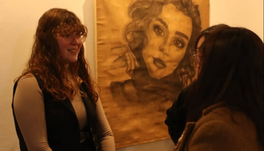 Zoe Ruggiero expone sus obras en el Centro Cultural Guillermo Furlong