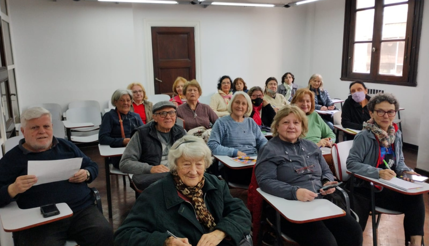 La Universidad de Personas Mayores abrió la inscripción para los cursos abiertos