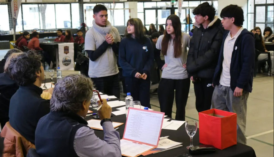 Estudiantes de la región expusieron sus conocimientos sobre el General San Martín