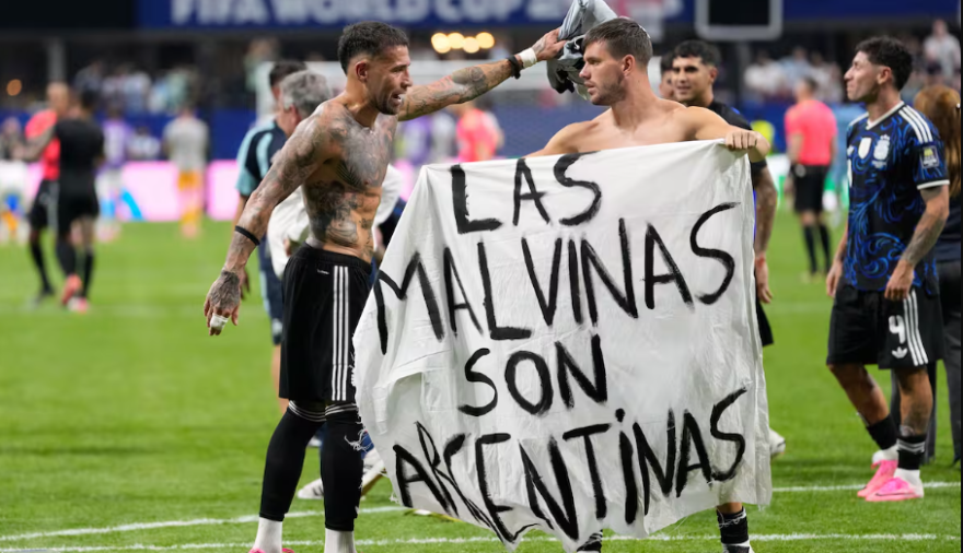 Excombatientes proponen una colecta para pagar la multa por la bandera de Malvinas