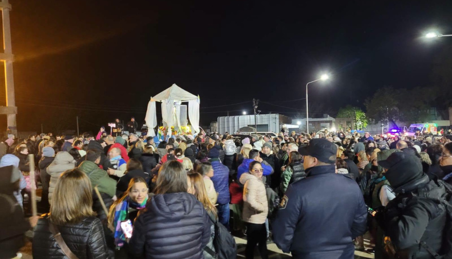 Arroyo Seco recibió a la multitud que peregrinó a San Nicolás