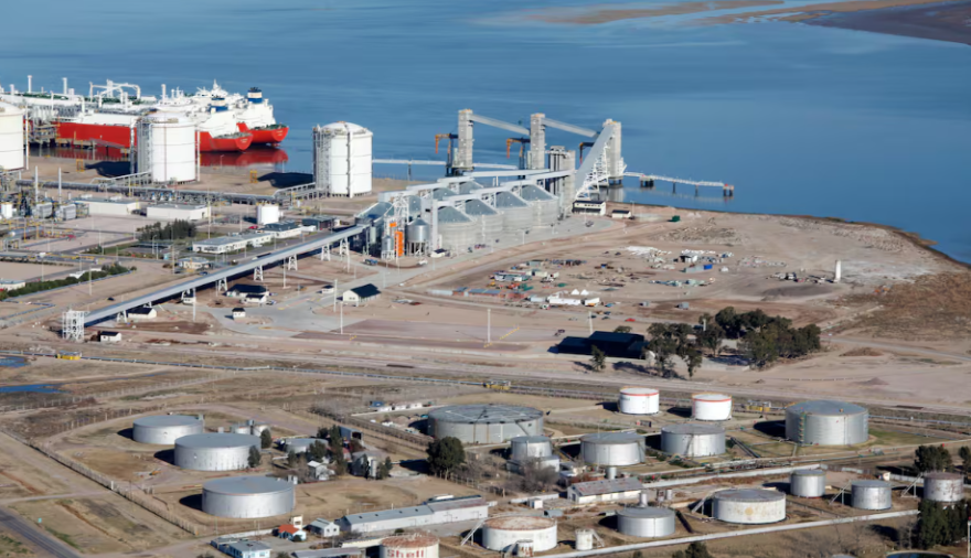 Milei recorrerá el predio donde Dreyfus construirá su planta modelo de aceite de girasol