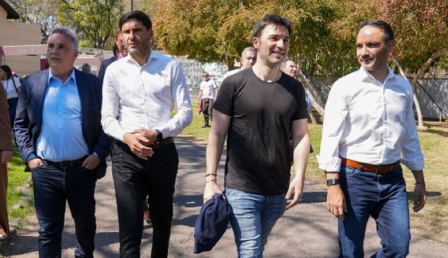Pullaro y gobernadores recorrieron instalaciones deportivas