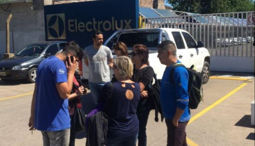 Electrolux cerró su planta en Rosario y 200 trabajadores quedaron afectados