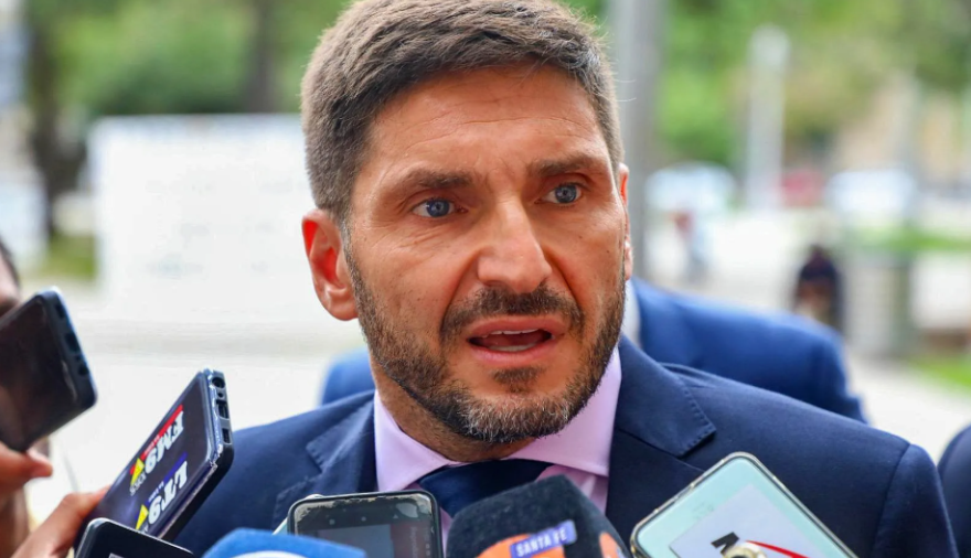 Pullaro cuestionó la quita de subsidios al gas en Santa Fe