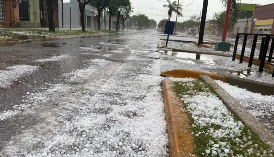 Ataliva: cayeron piedras durante 25 minutos, hubo evacuados y suspendieron las clases