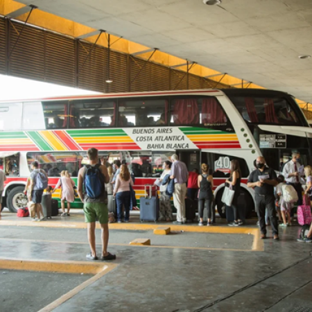 El Gobierno nacional desregula el transporte automotor de media y larga distancia