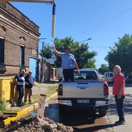 El Concejo Municipal analiza la calidad del agua de un pozo reactivado tras años de inactividad