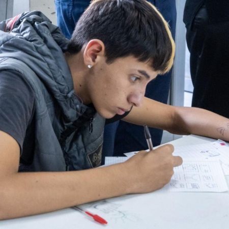 Inscriben a las tutorías virtuales para finalizar la Secundaria