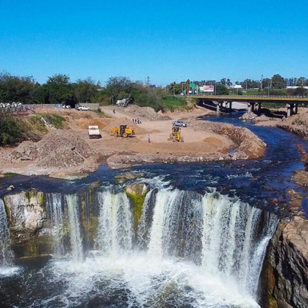 Provincia avanza en la protección de la Cascada del Saladillo