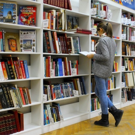 La Biblioteca Popular Bernardino Rivadavia presenta: “Filosofía en Corto”