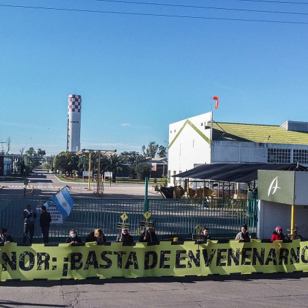 Nueva denuncia contra Atanor por vertido de efluentes industriales