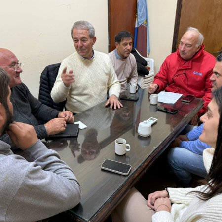 Reunión por obras en el acceso a ADM, tasa portuaria y caída de la recaudación